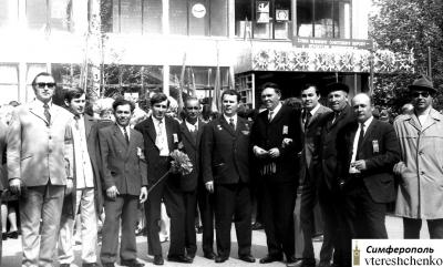 Прикрепленное изображение: Возле химчистки Снежинка - ул.Севастопольская.jpg